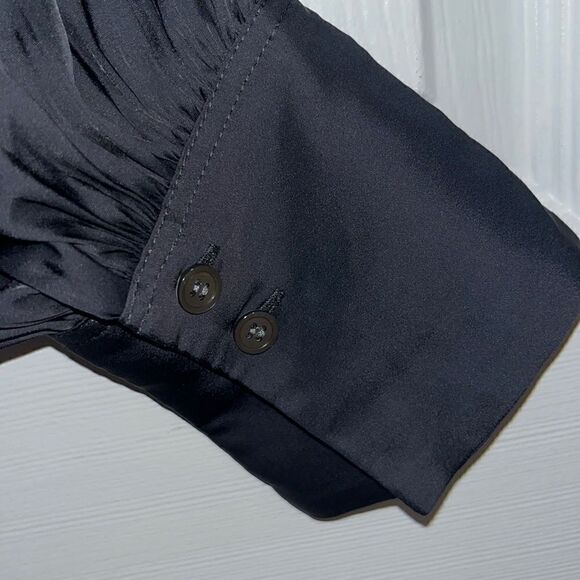 FRAME NWT Crossover V-Neck Balloon Sleeve Satin Top Blouse Black MSRP: 398.00 - Picture 7 of 7